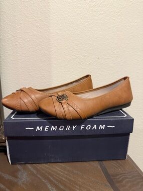 Women's Tan Pointed-Toe Memory Foam Flats